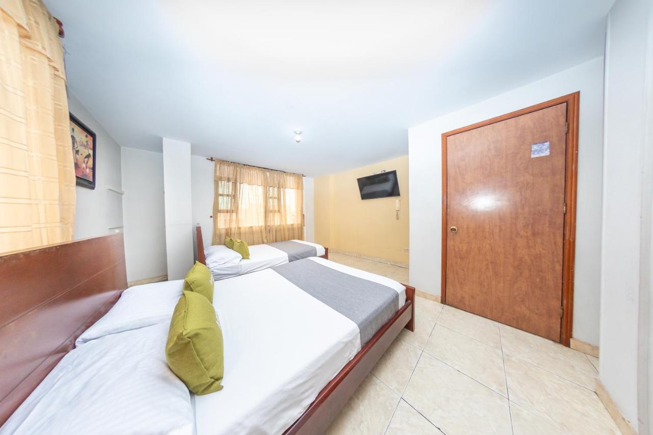 Hotel Home Bioma 1010 Богота Екстериор снимка