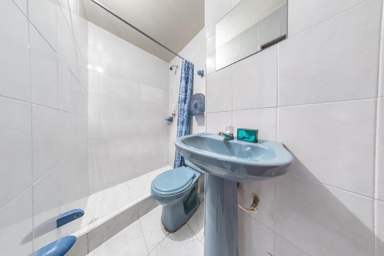 Hotel Home Bioma 1010 Богота Екстериор снимка