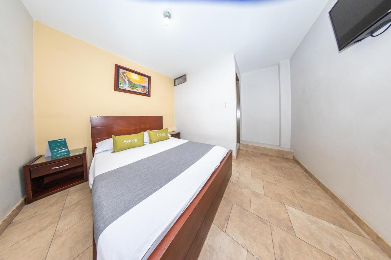 Hotel Home Bioma 1010 Богота Екстериор снимка